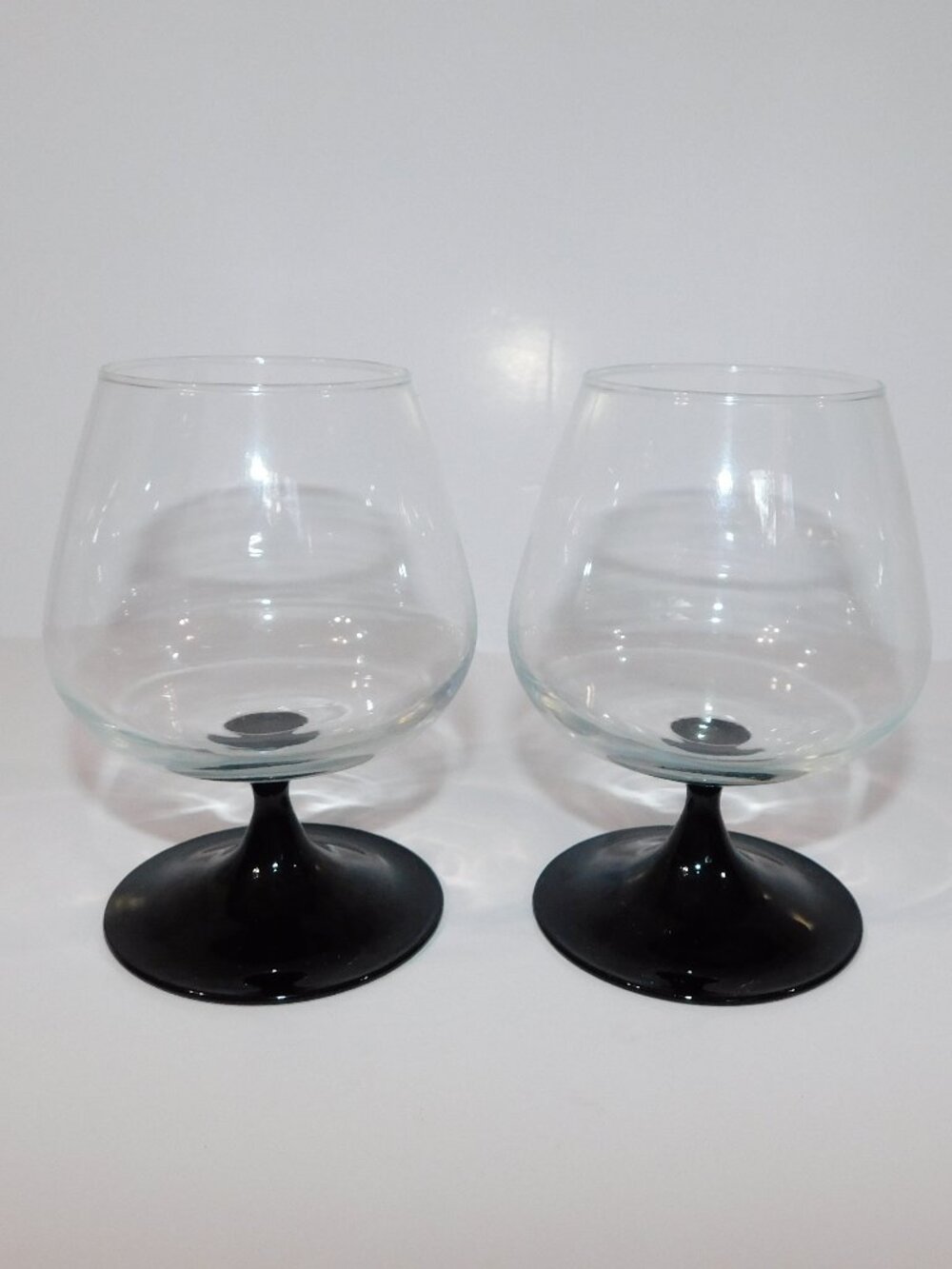 VTG 2 Luminarc Black Stem Cognac Brandy Glasses Sniffers France